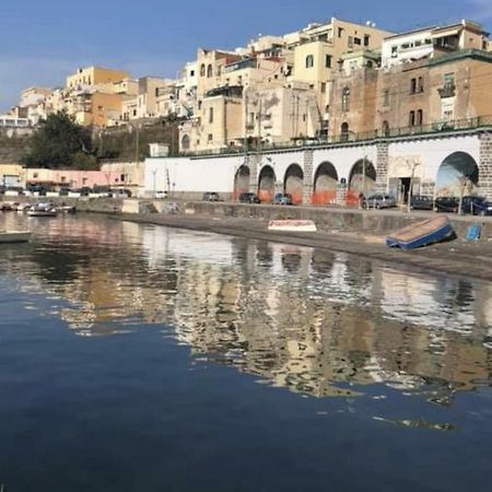 Appartamento Rosy Monolocale nel Centro Storico di Torre Annunziata di Fronte Scavi Oplonti Esterno foto