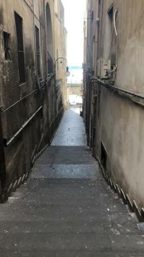 Appartamento Rosy Monolocale nel Centro Storico di Torre Annunziata di Fronte Scavi Oplonti Esterno foto