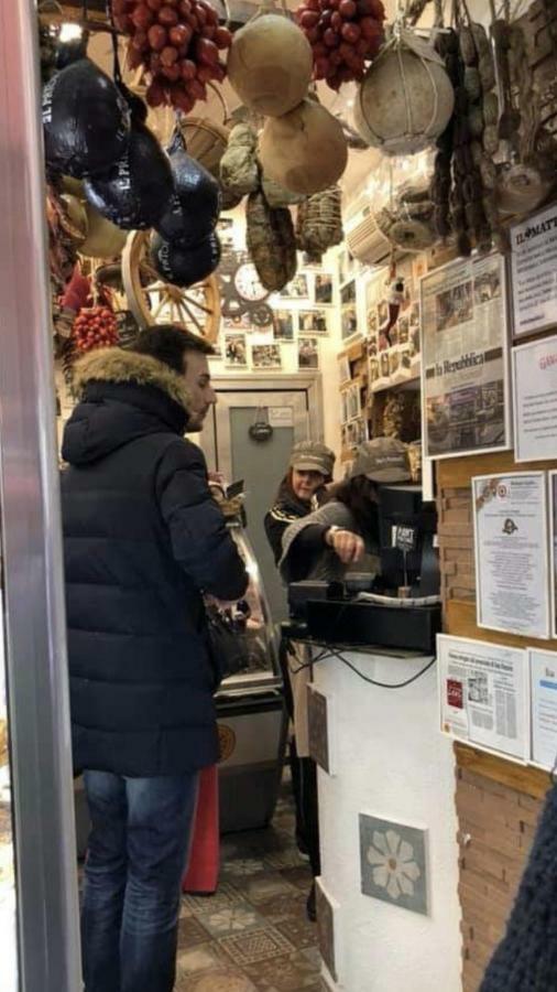 Appartamento Rosy Monolocale nel Centro Storico di Torre Annunziata di Fronte Scavi Oplonti Esterno foto